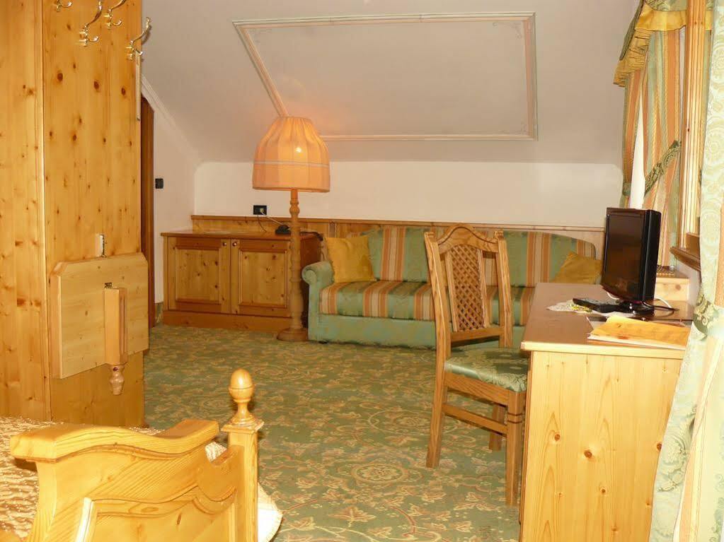 Hotel Relais Gruenwald Кавалезе Екстер'єр фото